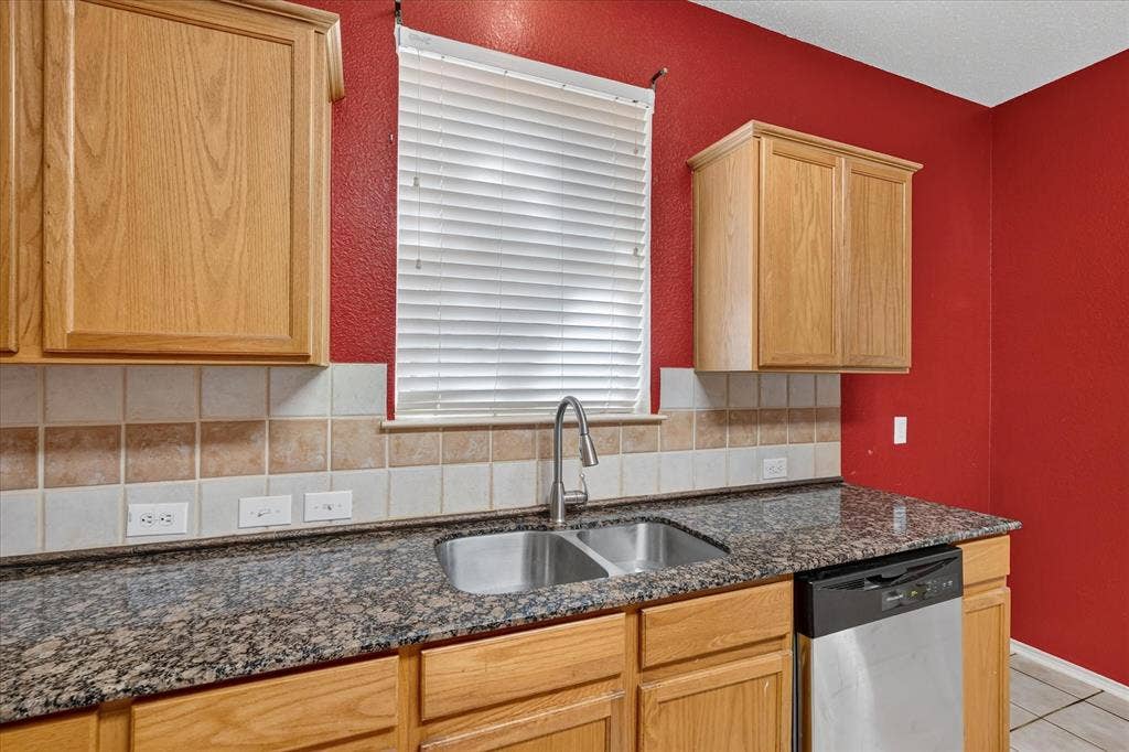 2828 Clear Creek Drive, Rockwall, TX 75032 2828 Clear Creek Drive, Rockwall, TX 75032