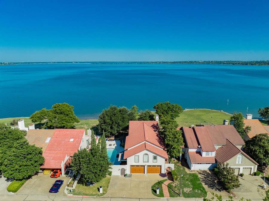Property photo for 3422 Lakeside Drive, Rockwall, TX