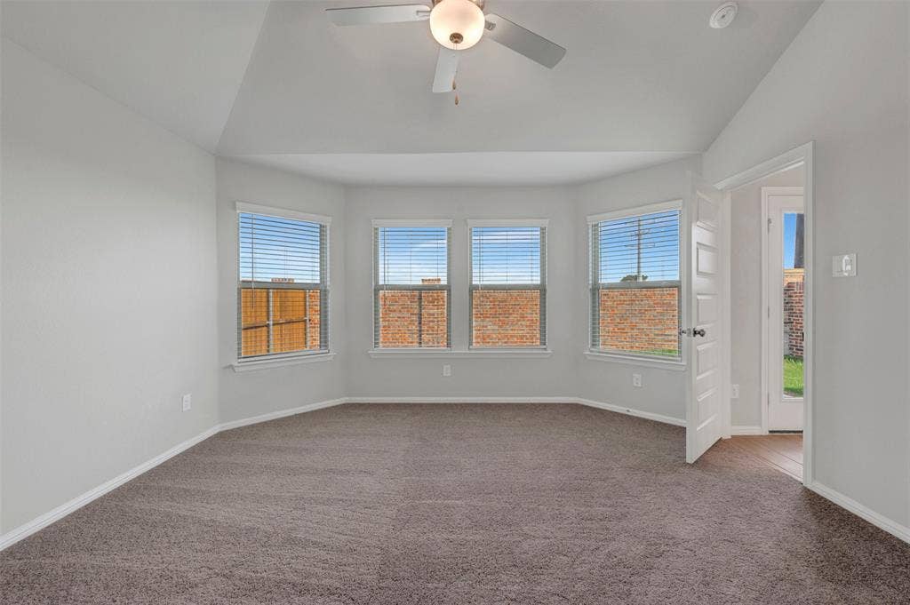 14273 Zealand Drive, Pilot Point, TX 76258