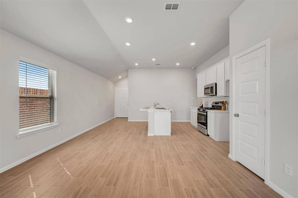 14273 Zealand Drive, Pilot Point, TX 76258