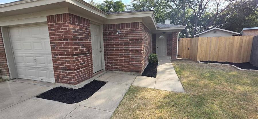Property photo for 4516 Anchor Court, Fort Worth, TX