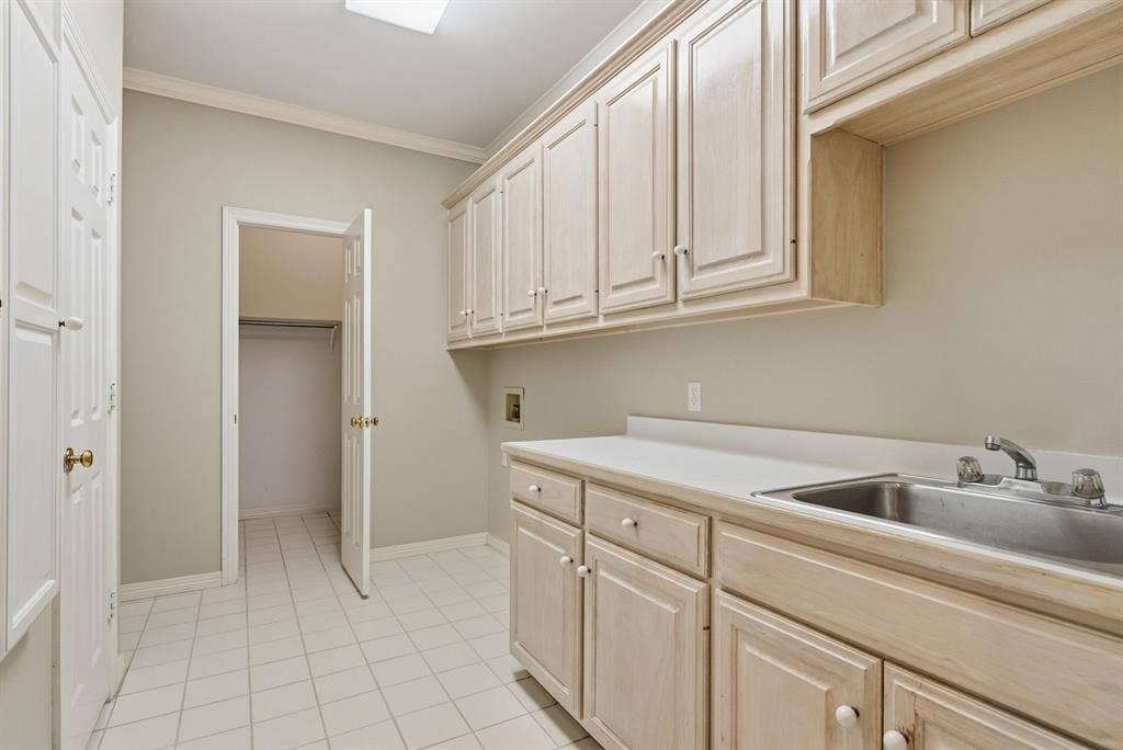 3403 Pinecreek Drive, Tyler, TX 75707 3403 Pinecreek Drive, Tyler, TX 75707
