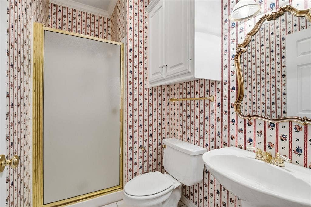 3403 Pinecreek Drive, Tyler, TX 75707 3403 Pinecreek Drive, Tyler, TX 75707