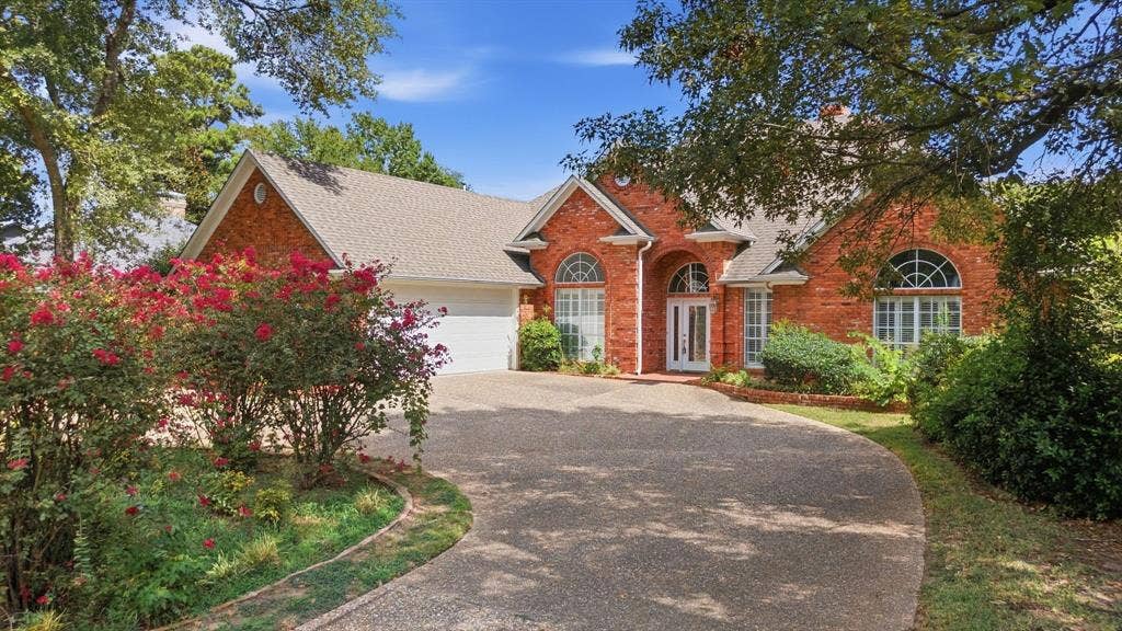 3403 Pinecreek Drive, Tyler, TX 75707 3403 Pinecreek Drive, Tyler, TX 75707