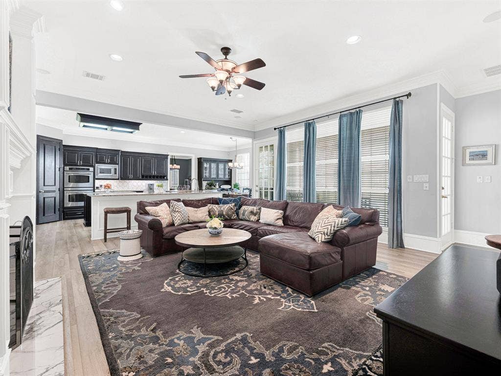 5208 Ambergate Lane, Dallas, TX 75287 5208 Ambergate Lane, Dallas, TX 75287
