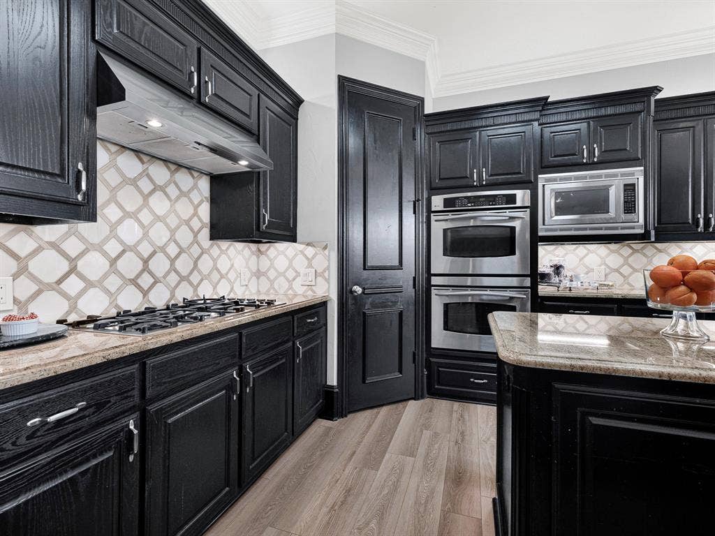 5208 Ambergate Lane, Dallas, TX 75287 5208 Ambergate Lane, Dallas, TX 75287