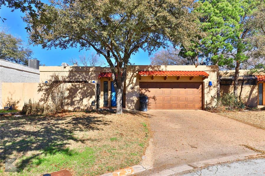 Property photo for 39 Tamarisk Circle, Abilene, TX