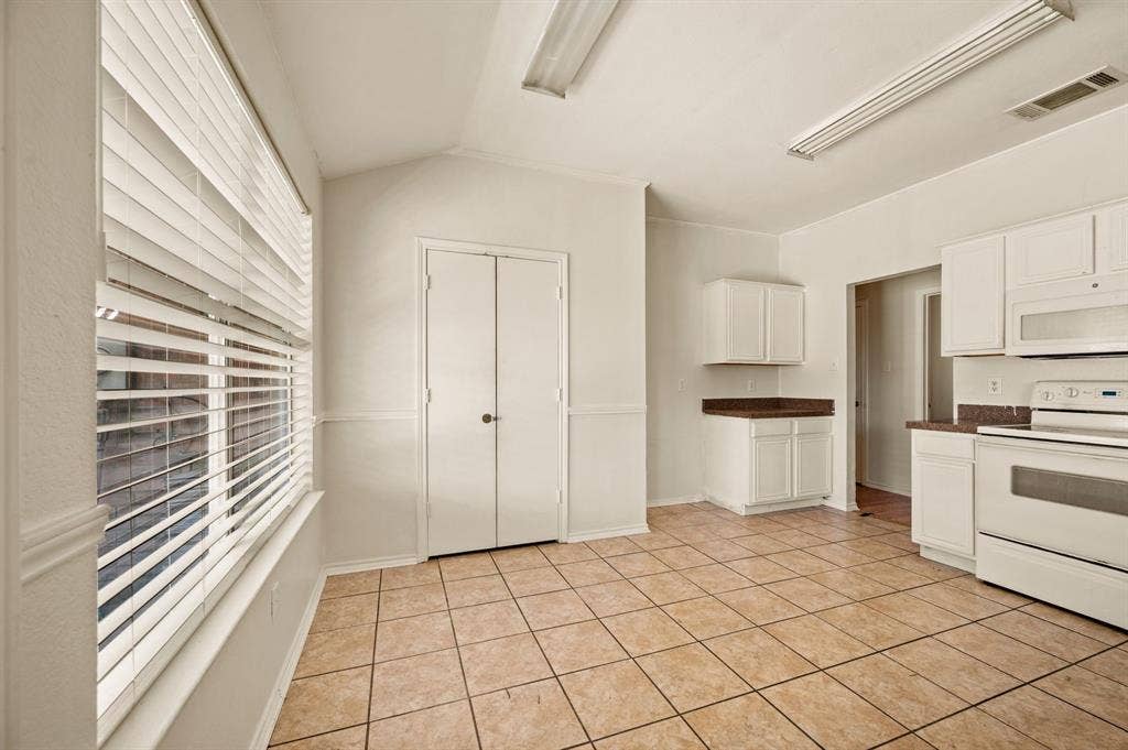 7706 Coral Way, Rowlett, TX 75088 7706 Coral Way, Rowlett, TX 75088
