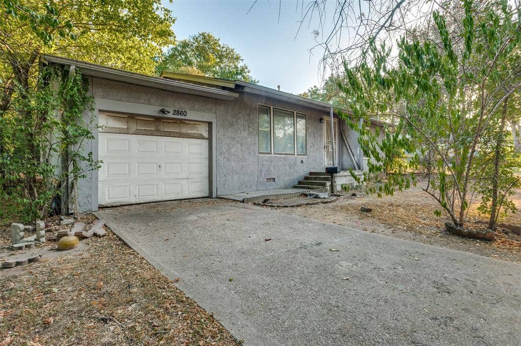 2860 56th Street, Dallas, TX 75241 2860 56th Street, Dallas, TX 75241