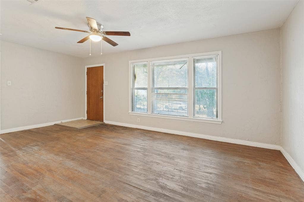 2860 56th Street, Dallas, TX 75241 2860 56th Street, Dallas, TX 75241
