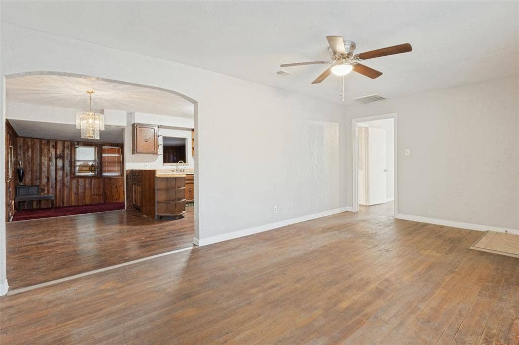 2860 56th Street, Dallas, TX 75241 2860 56th Street, Dallas, TX 75241