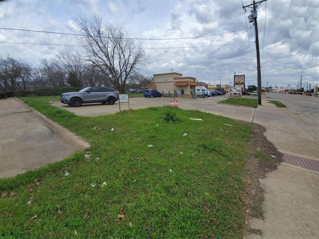 5514 Broadway Boulevard, Garland, TX 75043 5514 Broadway Boulevard, Garland, TX 75043