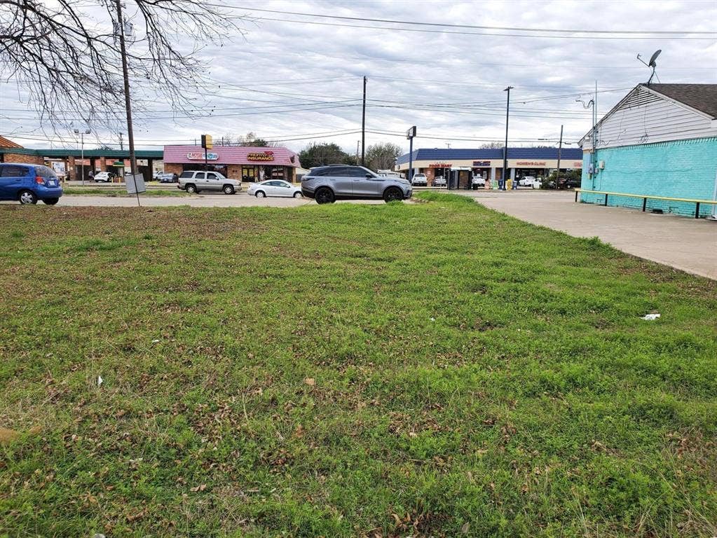 5514 Broadway Boulevard, Garland, TX 75043 5514 Broadway Boulevard, Garland, TX 75043