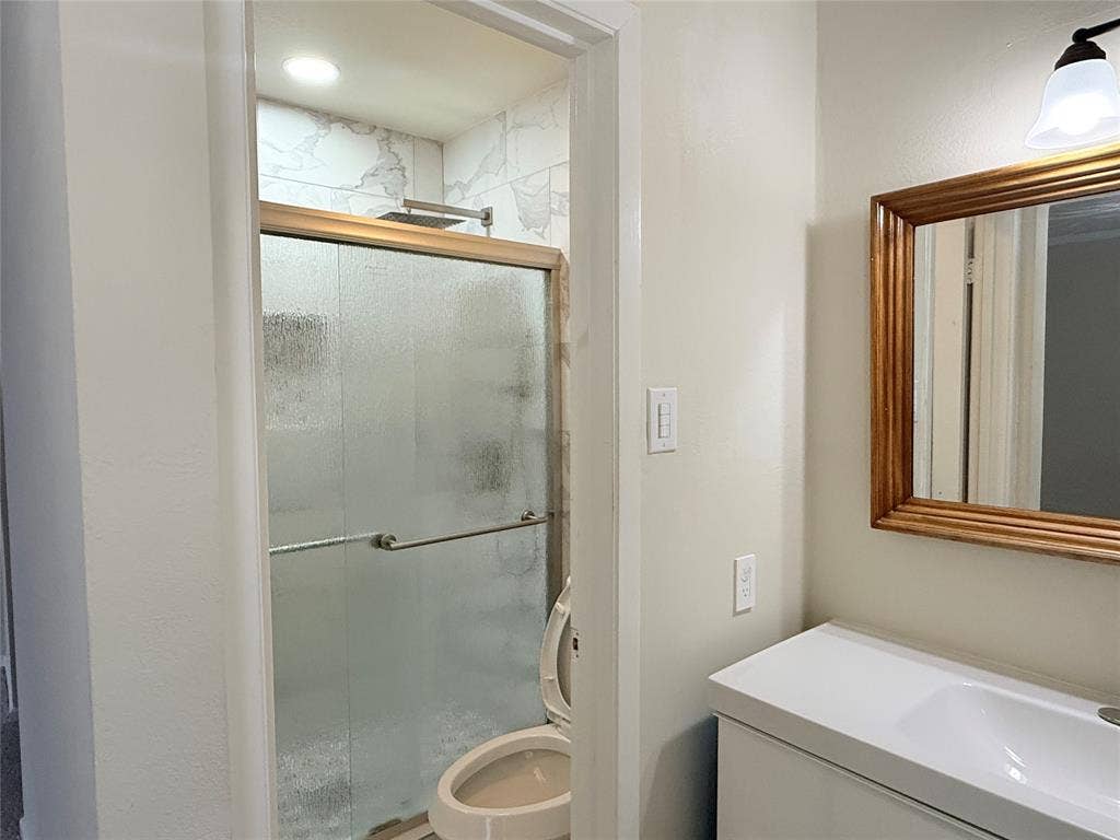 3467 Goldendale Drive, Farmers Branch, TX 75234