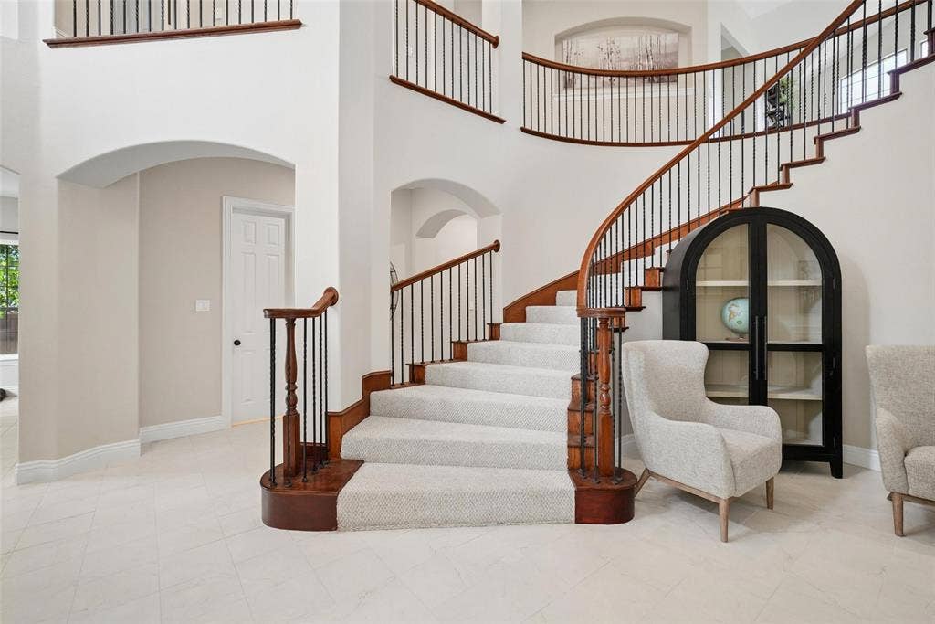 8319 Midway Road, Dallas, TX 75209 8319 Midway Road, Dallas, TX 75209