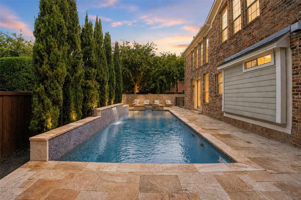 8319 Midway Road, Dallas, TX 75209 8319 Midway Road, Dallas, TX 75209