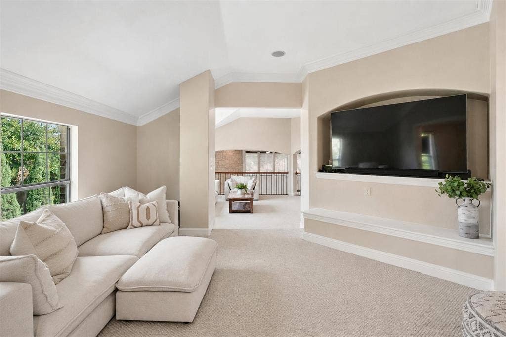 8319 Midway Road, Dallas, TX 75209 8319 Midway Road, Dallas, TX 75209