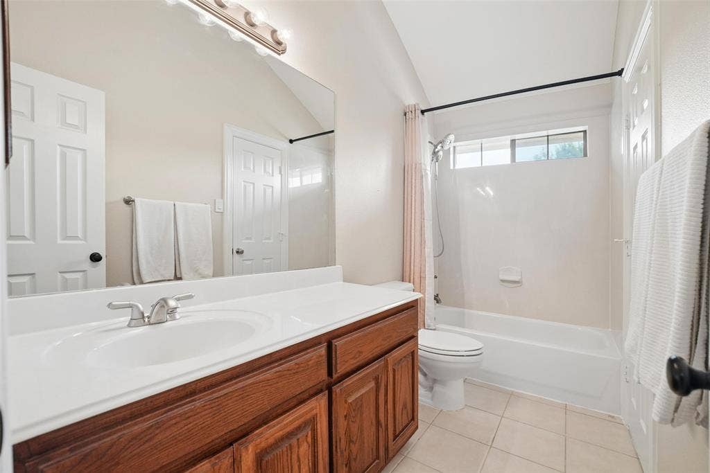 8319 Midway Road, Dallas, TX 75209 8319 Midway Road, Dallas, TX 75209