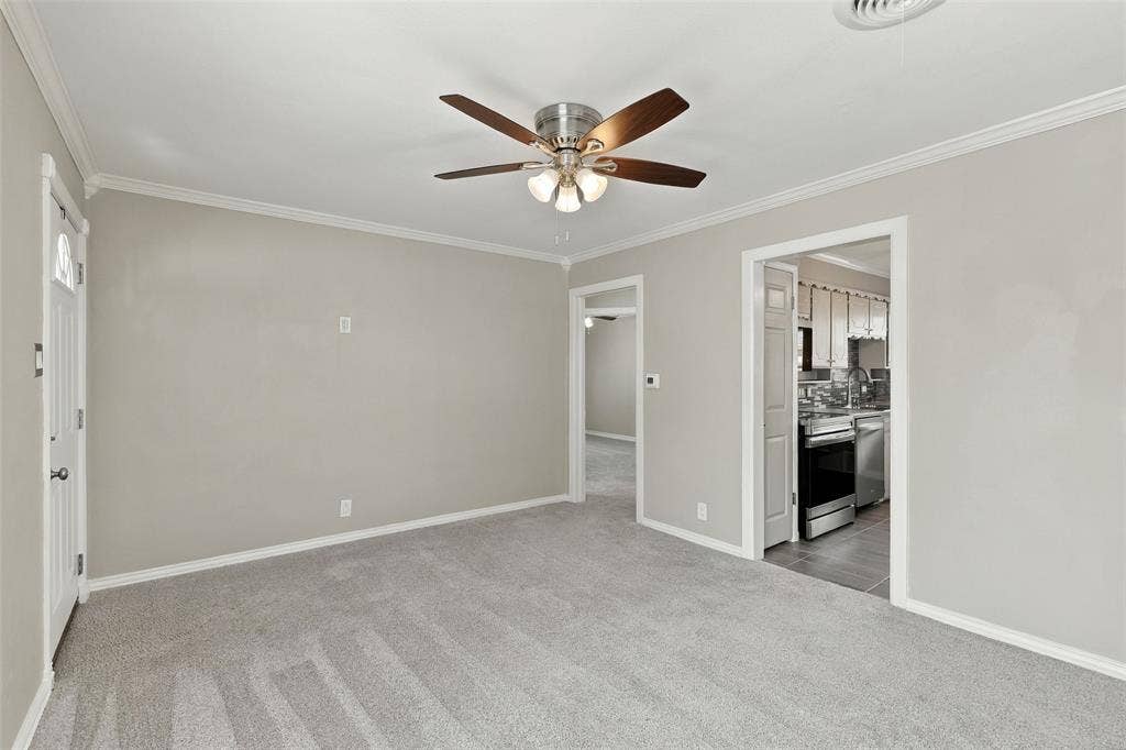 605 NE 33rd Street, Grand Prairie, TX 75050 605 NE 33rd Street, Grand Prairie, TX 75050