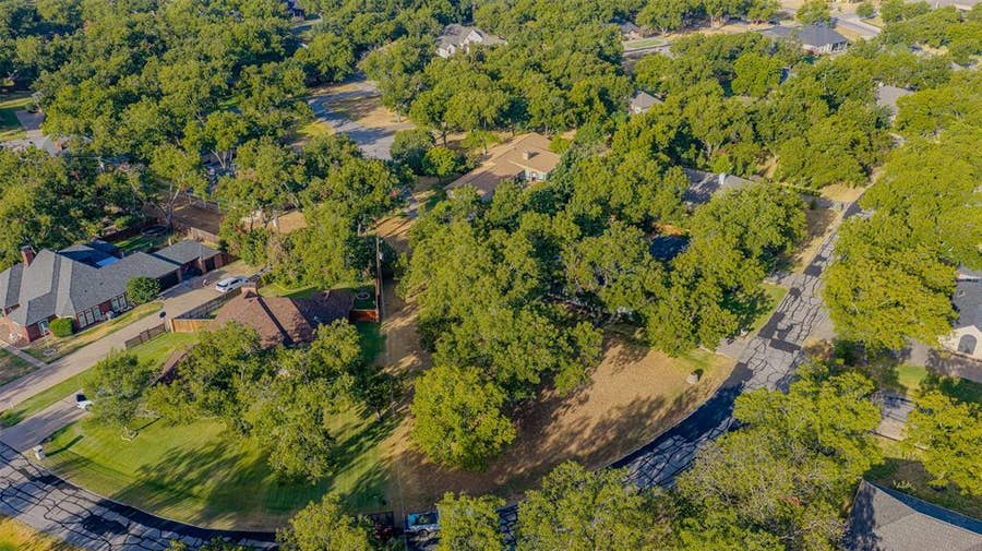 Property photo for 6209 Joseph Drive, Granbury, TX
