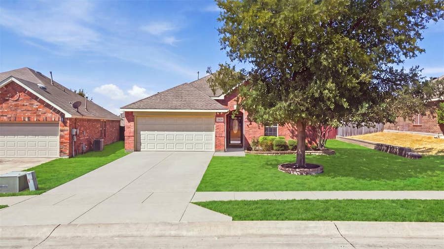 Property photo for 2829 Quarter Horse Lane, Celina, TX