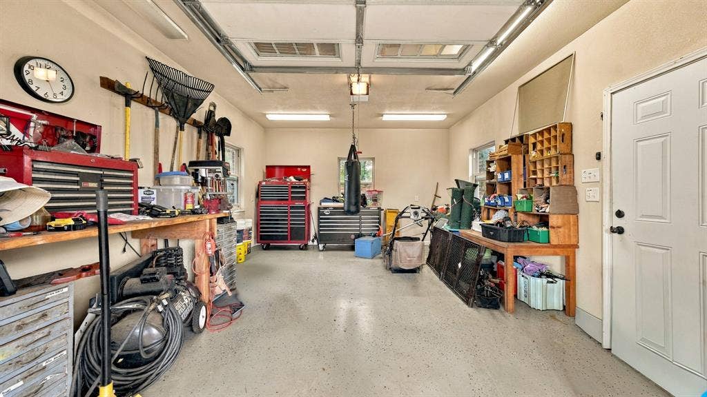 6503 Pirlie Court, Granbury, TX 76049 6503 Pirlie Court, Granbury, TX 76049