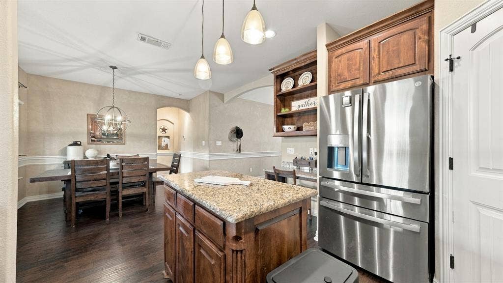 6503 Pirlie Court, Granbury, TX 76049 6503 Pirlie Court, Granbury, TX 76049