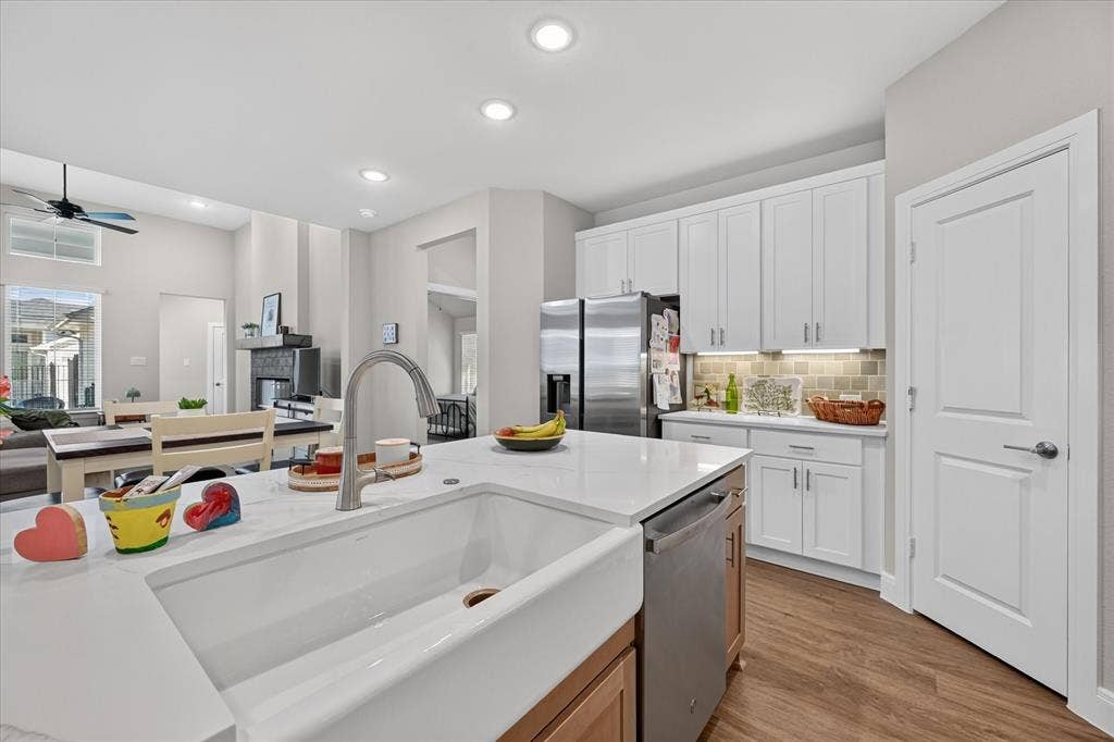 1112 Abigail Way, Midlothian, TX 76065