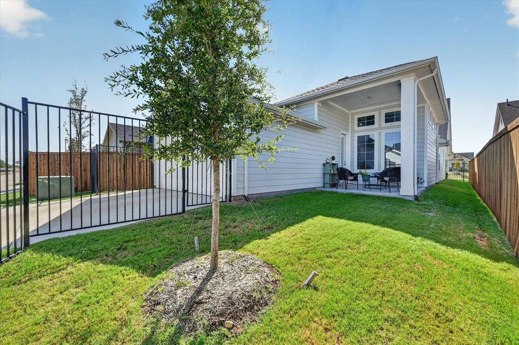 1112 Abigail Way, Midlothian, TX 76065