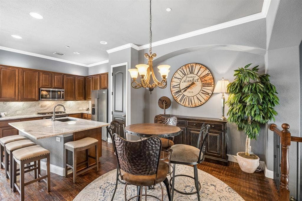5740 Robbie Road, Plano, TX 75024 5740 Robbie Road, Plano, TX 75024