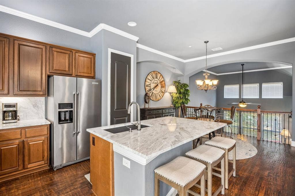 5740 Robbie Road, Plano, TX 75024 5740 Robbie Road, Plano, TX 75024