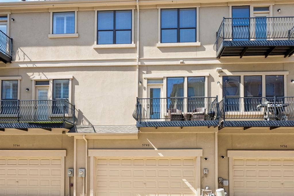 5740 Robbie Road, Plano, TX 75024 5740 Robbie Road, Plano, TX 75024