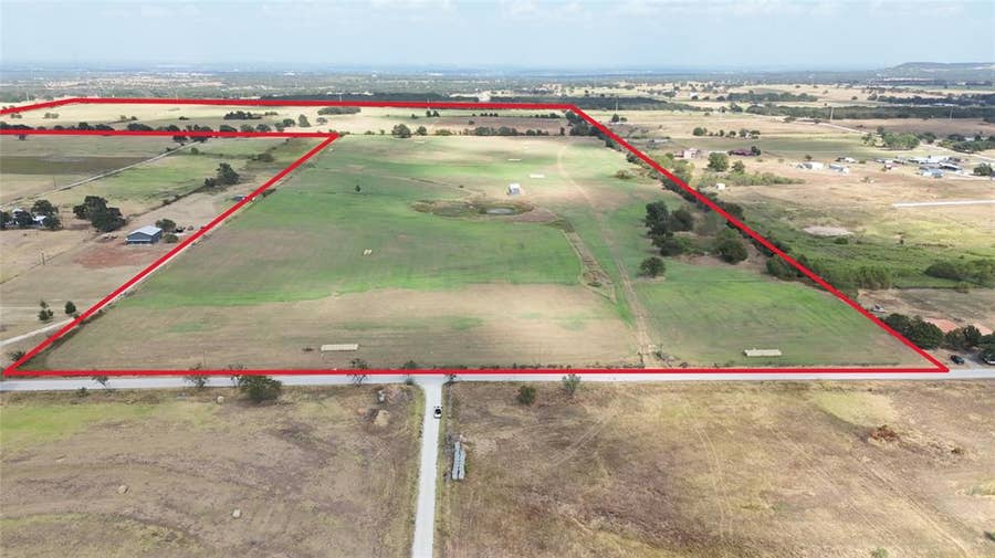 Property photo for 2101 Billings Road, Tolar, TX