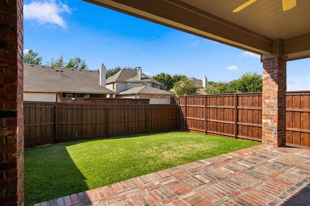 11535 Yoakum Drive, Frisco, TX 75035 11535 Yoakum Drive, Frisco, TX 75035