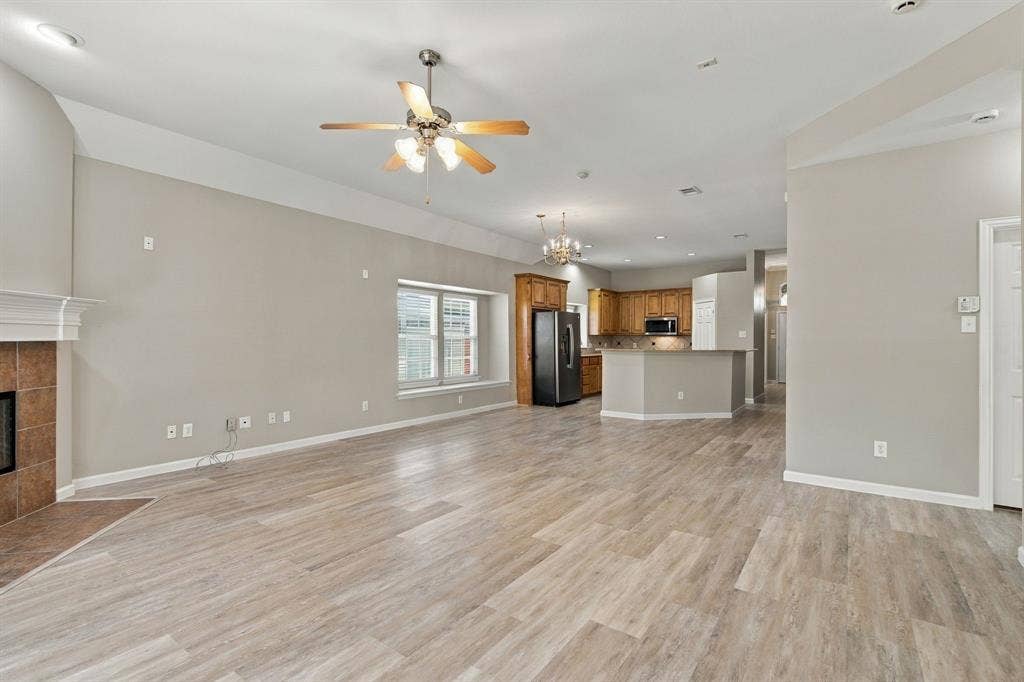 11535 Yoakum Drive, Frisco, TX 75035 11535 Yoakum Drive, Frisco, TX 75035