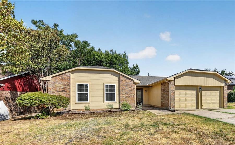 Property photo for 6283 Woodstream Trail, Fort Worth, TX