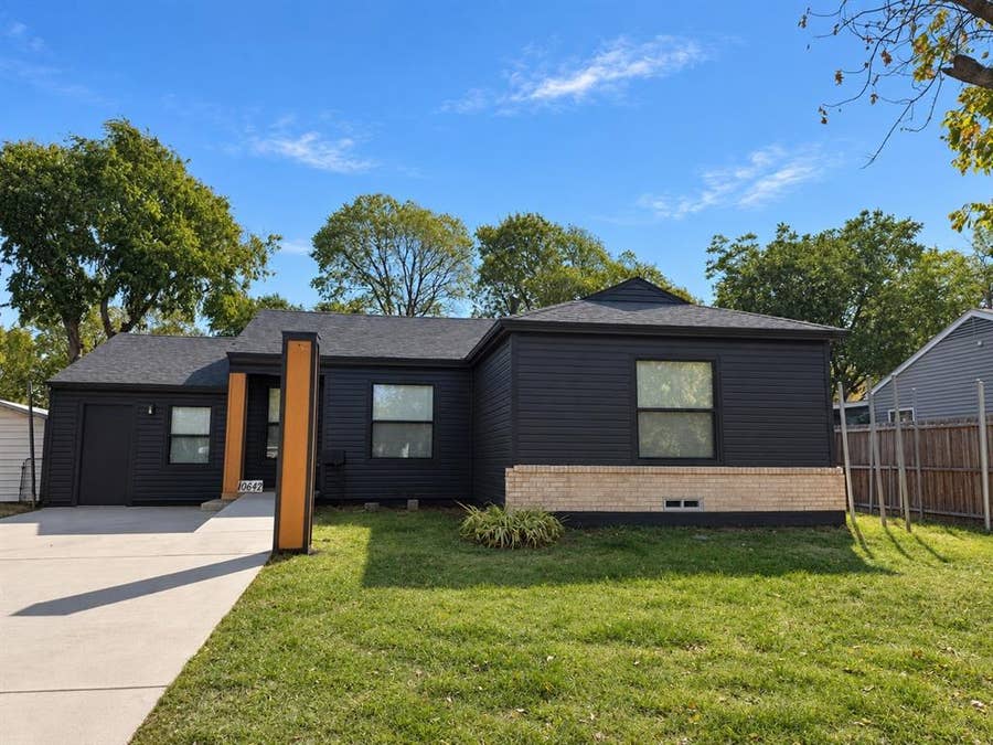 Property photo for 10642 Galena Street, Dallas, TX