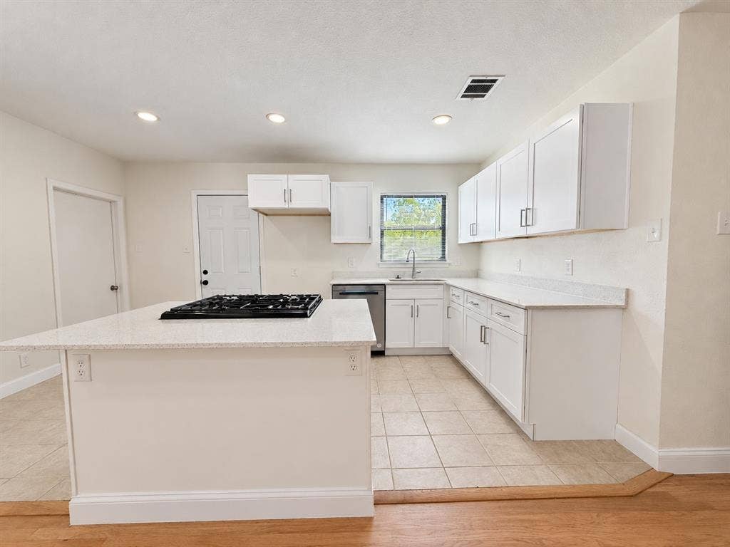 10642 Galena Street, Dallas, TX 75228