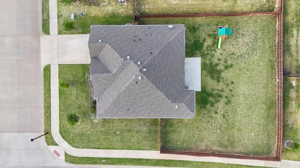 5622 Log Cabin Court, Midlothian, TX 76065 5622 Log Cabin Court, Midlothian, TX 76065