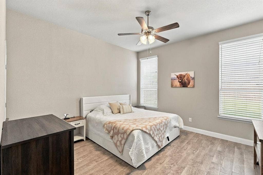 5622 Log Cabin Court, Midlothian, TX 76065 5622 Log Cabin Court, Midlothian, TX 76065