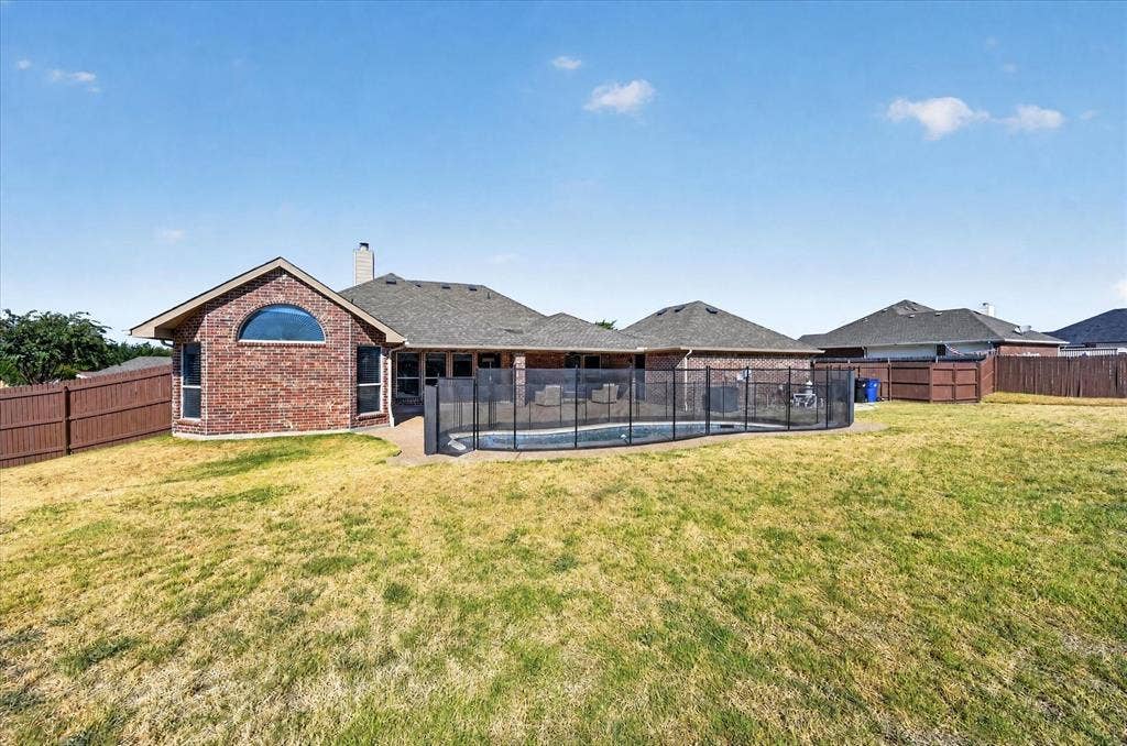 6460 Fox Run Dr., Midlothian, TX 76065 6460 Fox Run Dr., Midlothian, TX 76065