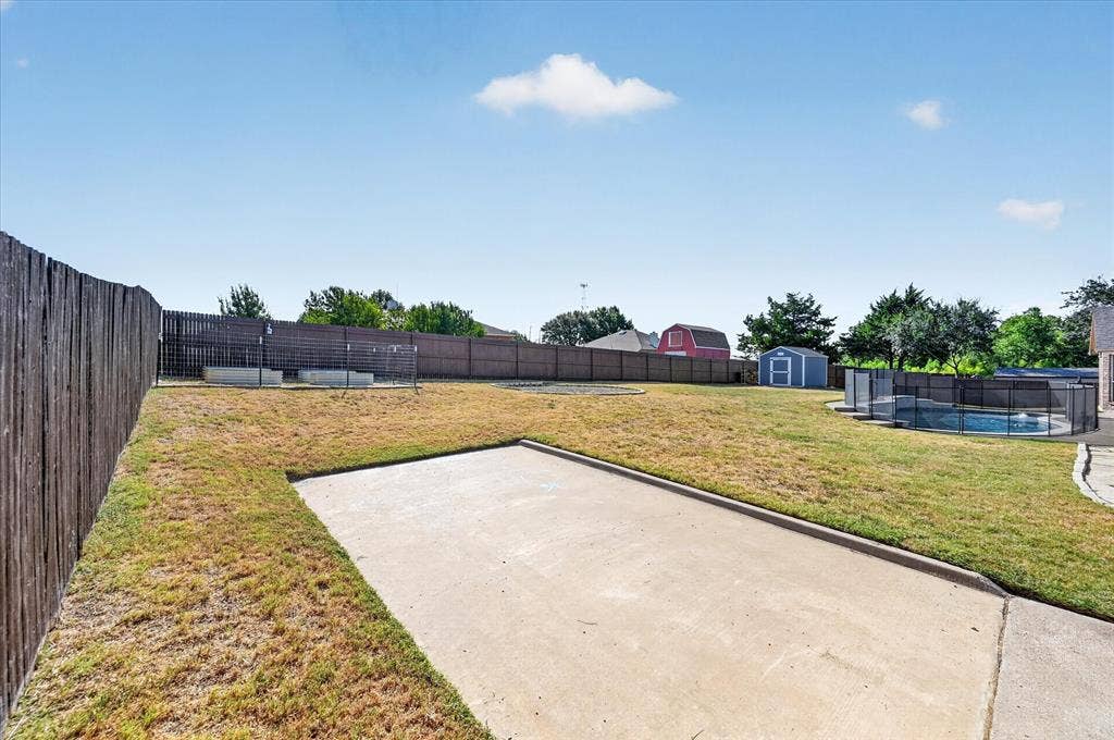6460 Fox Run Dr., Midlothian, TX 76065 6460 Fox Run Dr., Midlothian, TX 76065