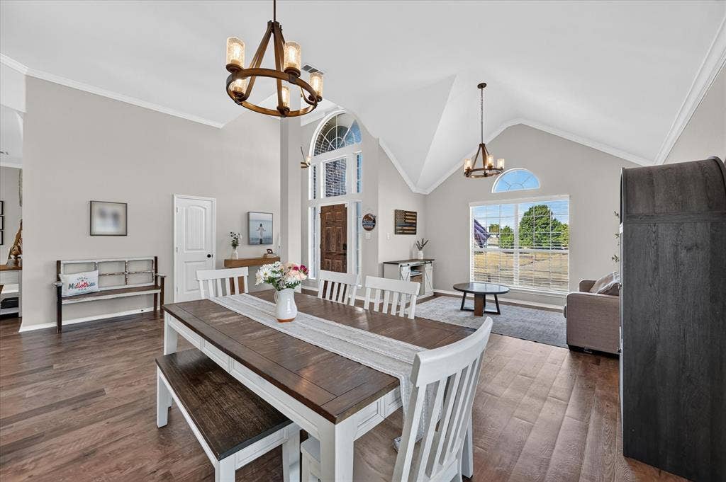 6460 Fox Run Dr., Midlothian, TX 76065 6460 Fox Run Dr., Midlothian, TX 76065