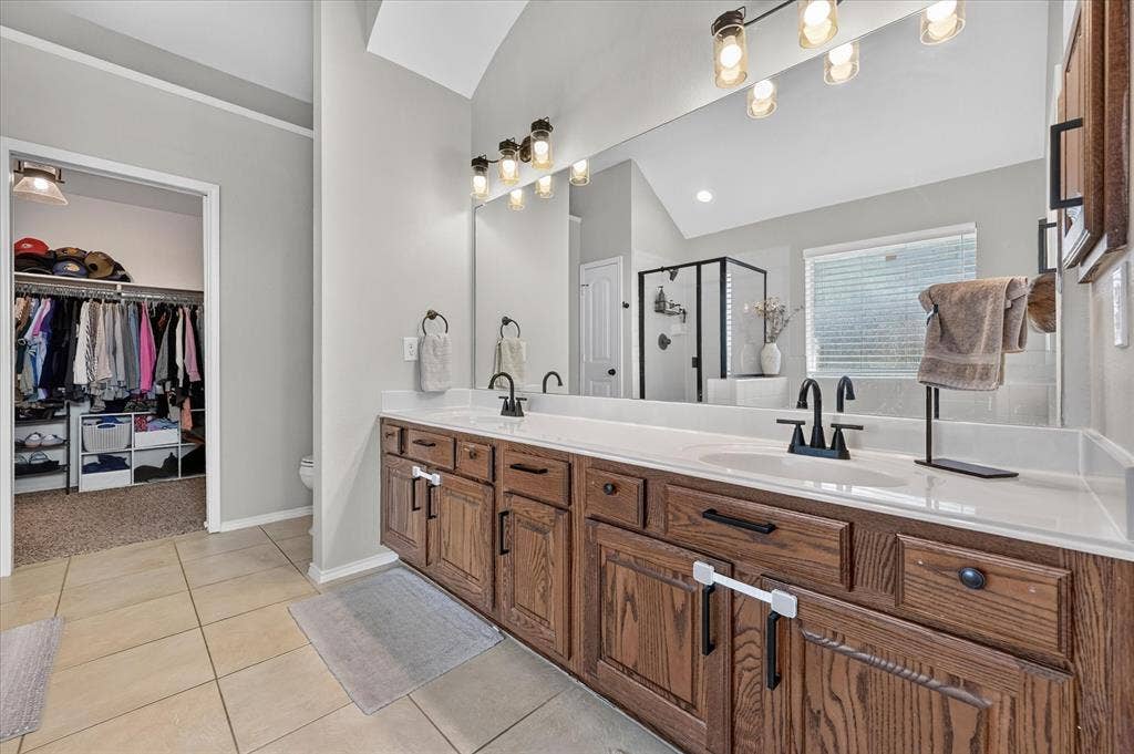 6460 Fox Run Dr., Midlothian, TX 76065 6460 Fox Run Dr., Midlothian, TX 76065