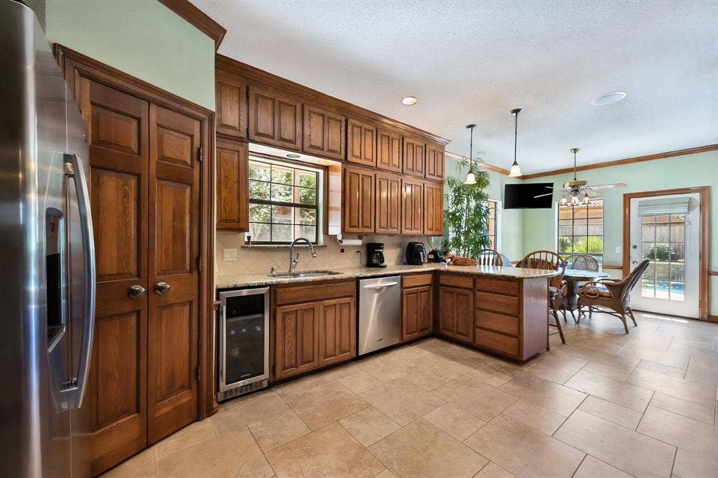 4007 Lake Powell Drive, Arlington, TX 76016 4007 Lake Powell Drive, Arlington, TX 76016