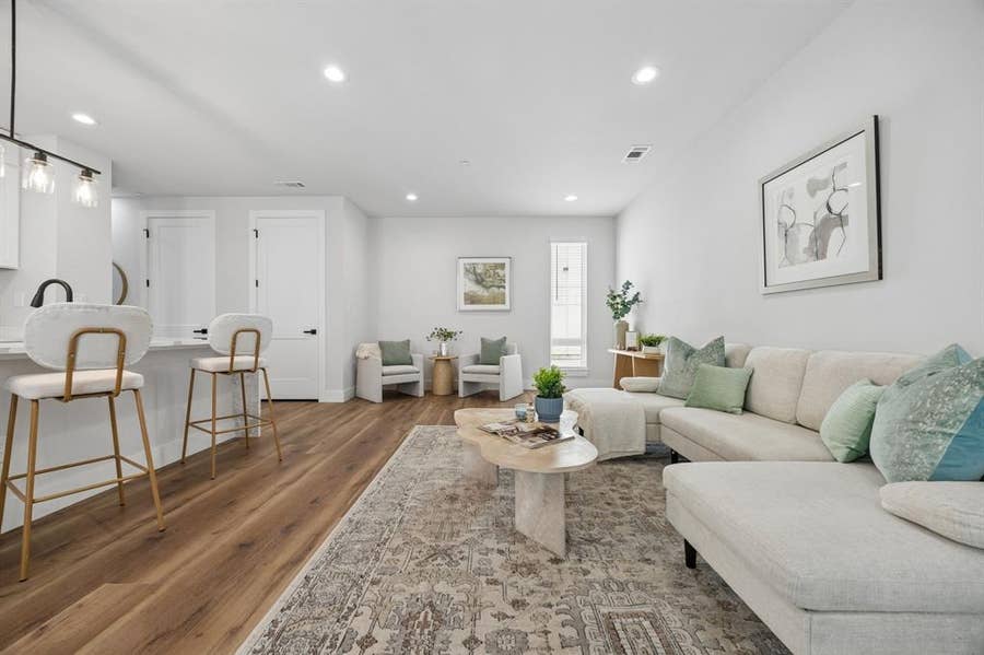 Property photo for 5633 Live Oak, #103, Dallas, TX