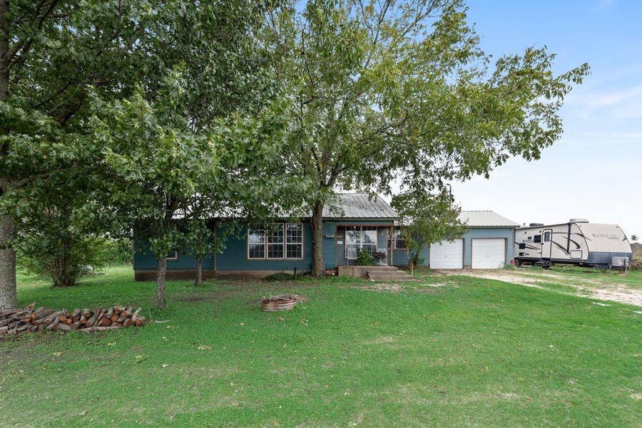 Property photo for 266 Hcr 4317, Milford, TX