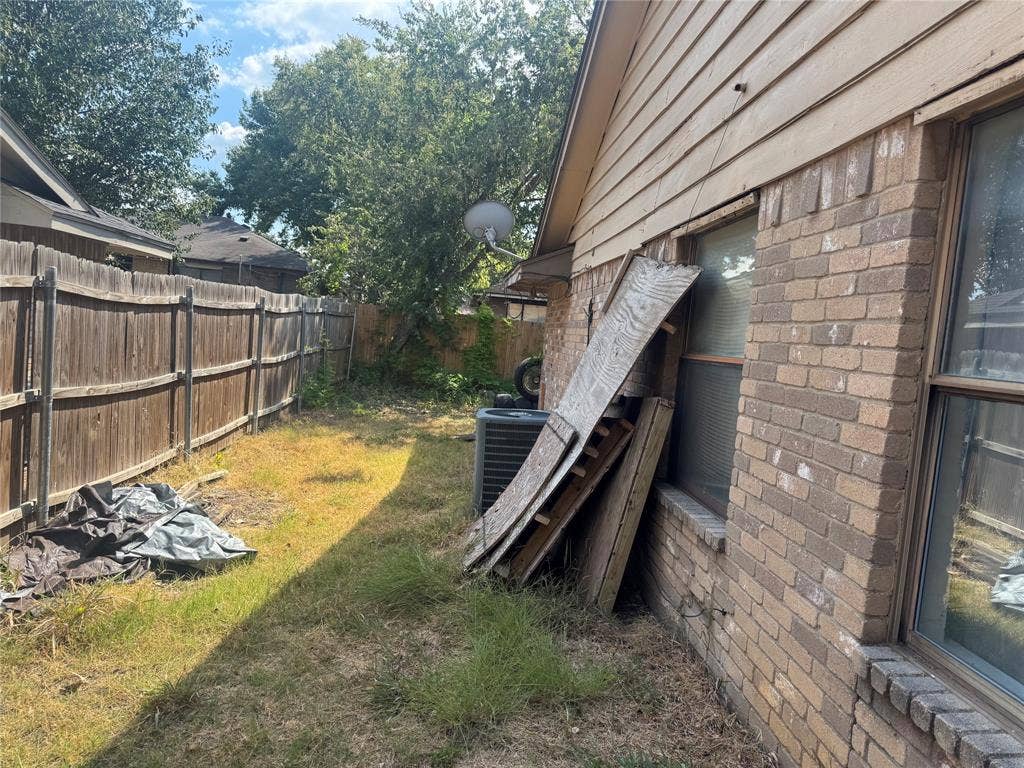 2681 Steppington Street, Grand Prairie, TX 75052 Additional content