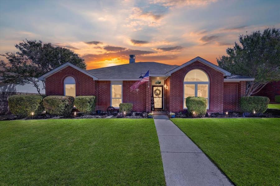 Property photo for 4312 Hillshire Court, Flower Mound, TX