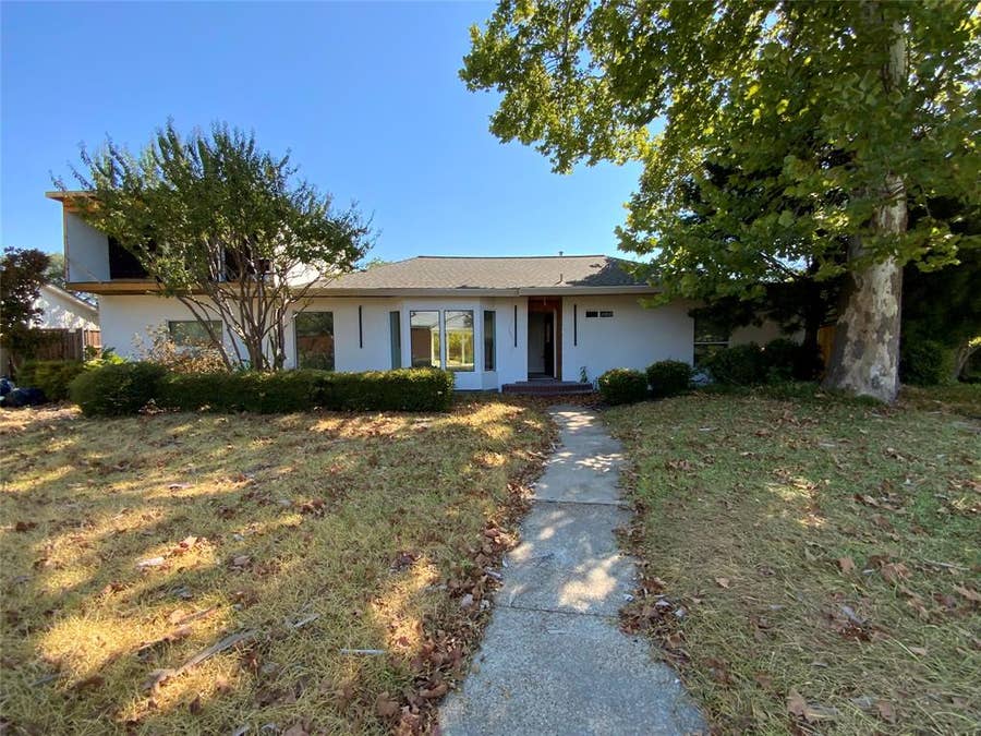 Property photo for 11336 Valleydale Drive, Dallas, TX